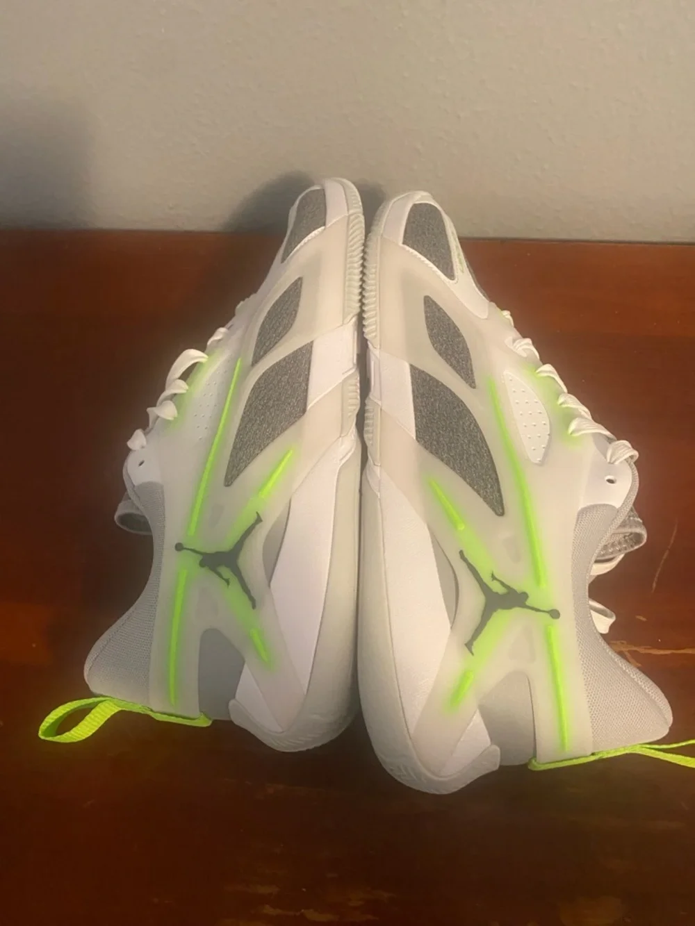Air Jordan Low-Top Sneakers in White with Neon Green Accents Jordan Heir